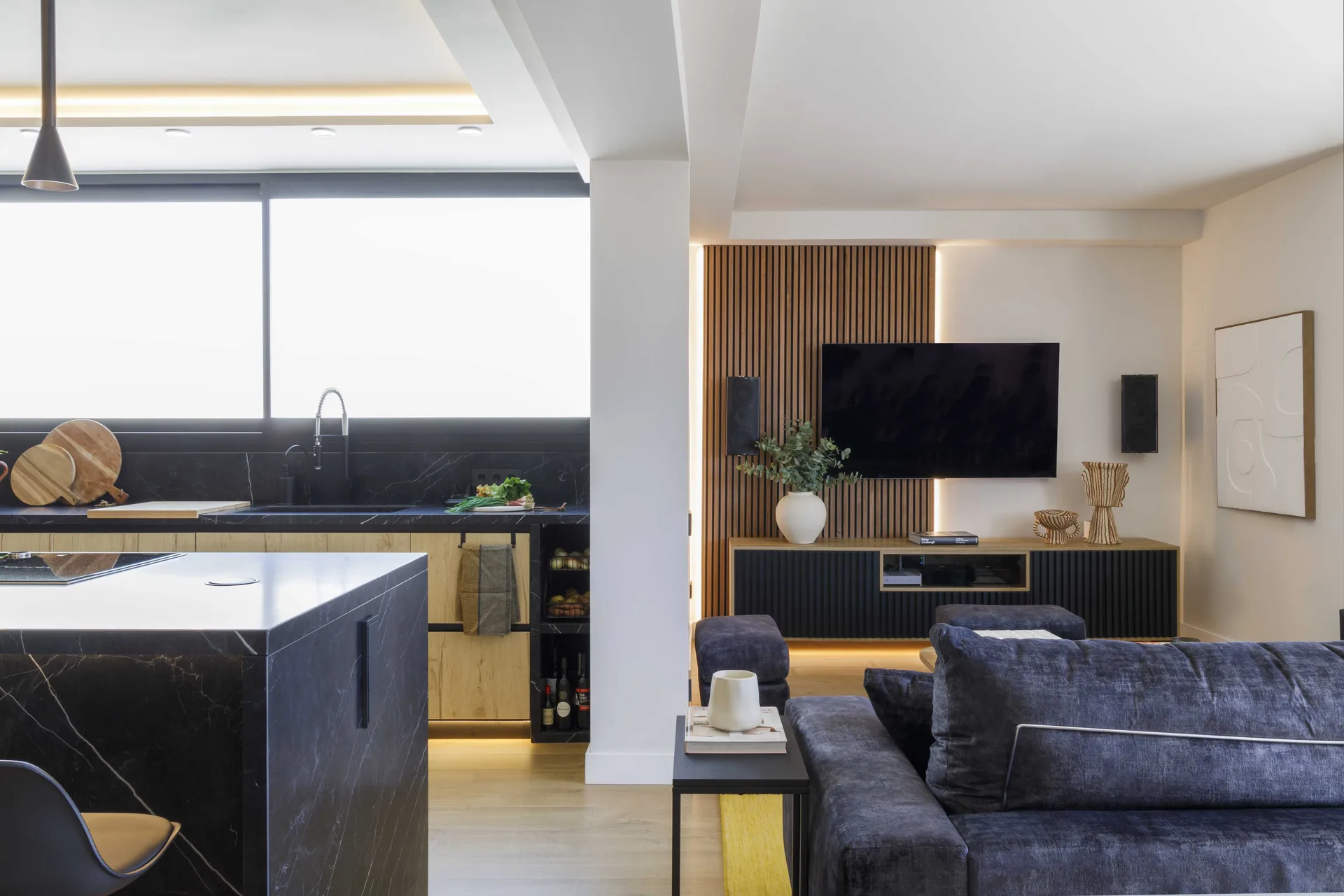 Zona cocina americana con salón